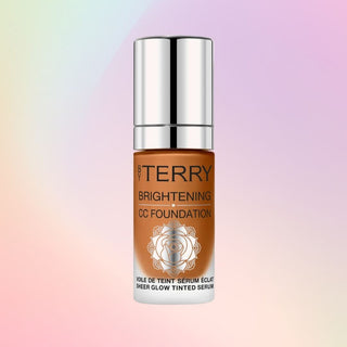 Flaske av By Terry Brightening CC Foundation i nyansen 7W – Medium Deep Warm