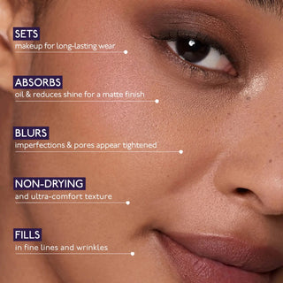 By Terry Hyaluronic Hydra-Powder 8HA har flere egenskaper som å sette sminken, absorbere olje, skjule urenheter, og fylle inn fine linjer uten å tørke ut huden.