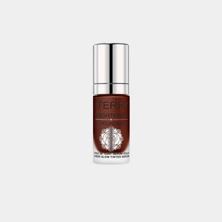 Flaske av By Terry Brightening CC Foundation i nyansen 8N – Deep Neutral