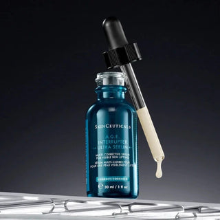 A.G.E. Interrupter Ultra Serum fra SkinCeuticals – forbedrer hals, kjevelinje, kinn og panne med fasthet og struktur.