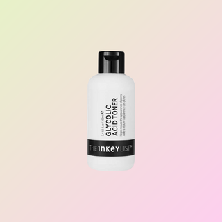 Glycolic Acid Toner fra The Inkey List, eksfolierer huden, reduserer porer og fine linjer, og gir en jevnere hudtone.